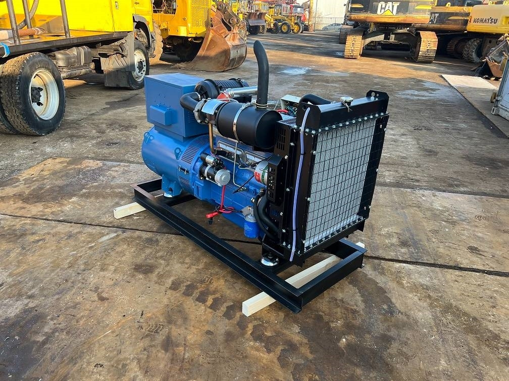Ricardo 50kva (40kw) generator 3 phase 50hz 400v unused - Groupe électrogène: photos 4 Ricardo 50kva (40kw) generator 3 phase 50hz 400v unused - Groupe électrogène: photos 4