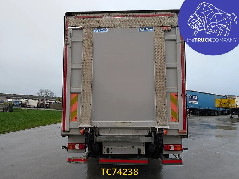 Mercedes-Benz Atego 1221 - Camion fourgon: photos 3 Mercedes-Benz Atego 1221 - Camion fourgon: photos 3