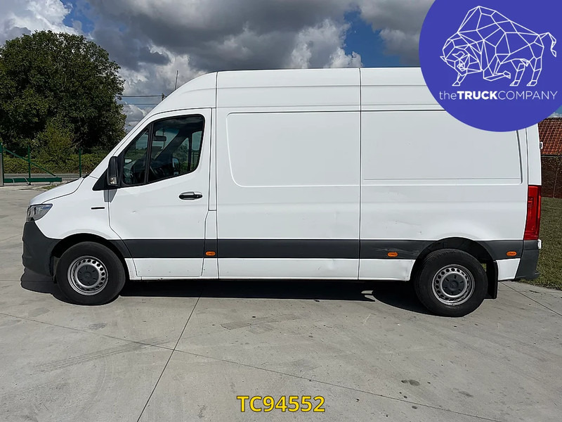 Mercedes-Benz E-Sprinter L2H2 41 kWh - Fourgon utilitaire, Utilitaire électrique: photos 2 Mercedes-Benz E-Sprinter L2H2 41 kWh - Fourgon utilitaire, Utilitaire électrique: photos 2