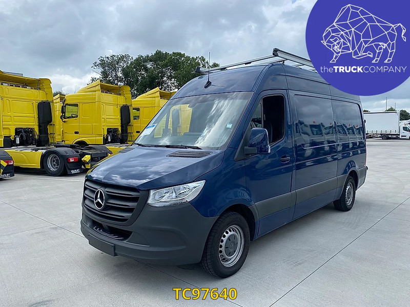 Mercedes-Benz Sprinter - Fourgon utilitaire: photos 1 Mercedes-Benz Sprinter - Fourgon utilitaire: photos 1
