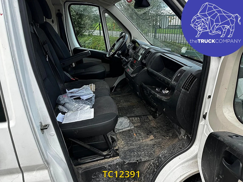 Peugeot Boxer L3H2 - Fourgon utilitaire: photos 3 Peugeot Boxer L3H2 - Fourgon utilitaire: photos 3