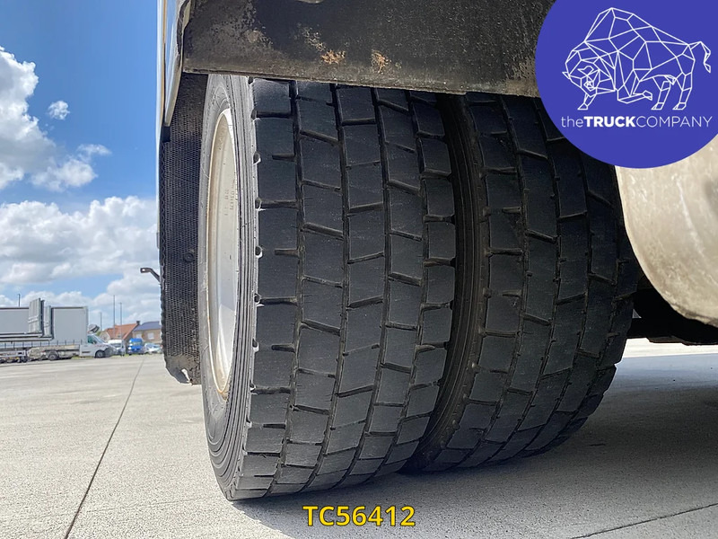 Renault D 240 - Camion frigorifique: photos 5 Renault D 240 - Camion frigorifique: photos 5