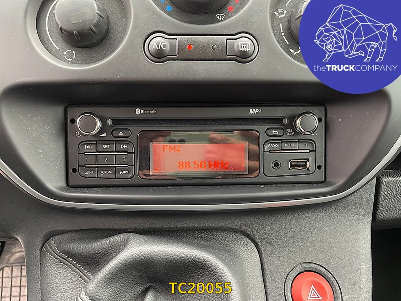 Fourgon utilitaire Renault Kangoo 1.5 DCI: photos 19