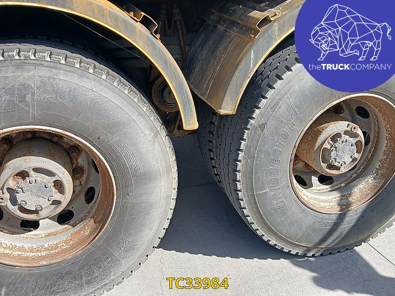 Renault Kerax 380 - Camion plateau: photos 4 Renault Kerax 380 - Camion plateau: photos 4