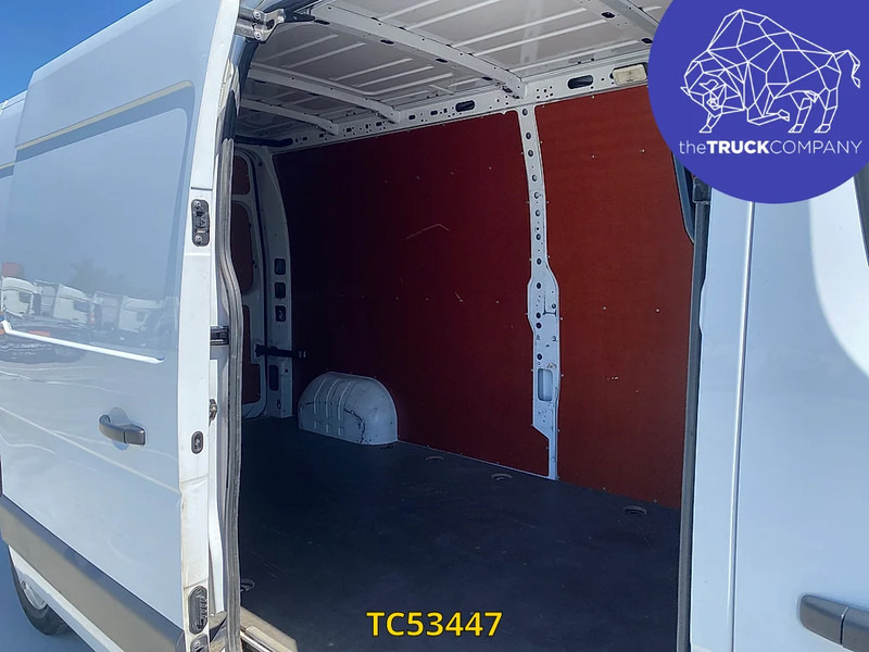Renault Master 2.3 DCI L3H2 - Fourgon utilitaire: photos 3 Renault Master 2.3 DCI L3H2 - Fourgon utilitaire: photos 3