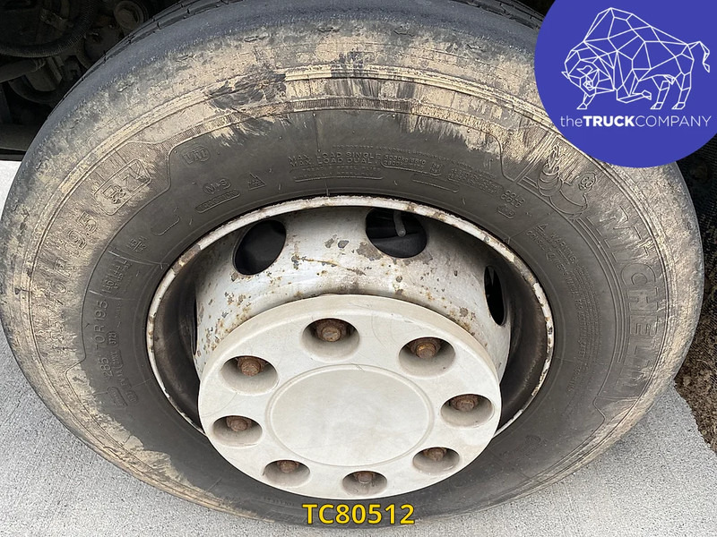 Camion fourgon Renault Midlum 240: photos 16 Camion fourgon Renault Midlum 240: photos 16