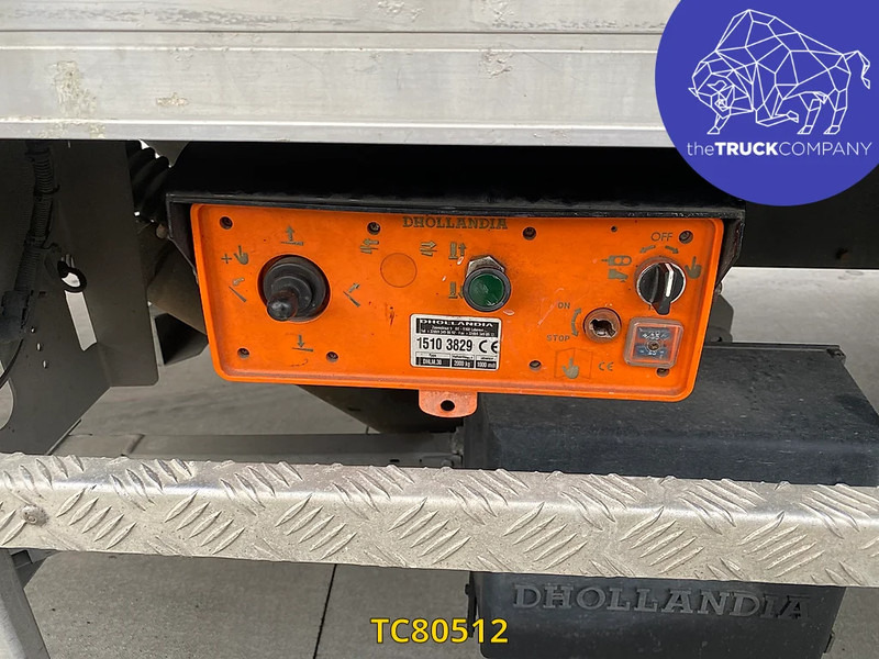 Camion fourgon Renault Midlum 240: photos 12 Camion fourgon Renault Midlum 240: photos 12