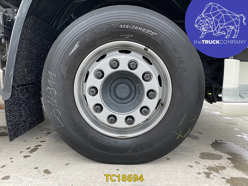 Tracteur routier DAF XF 480: photos 18