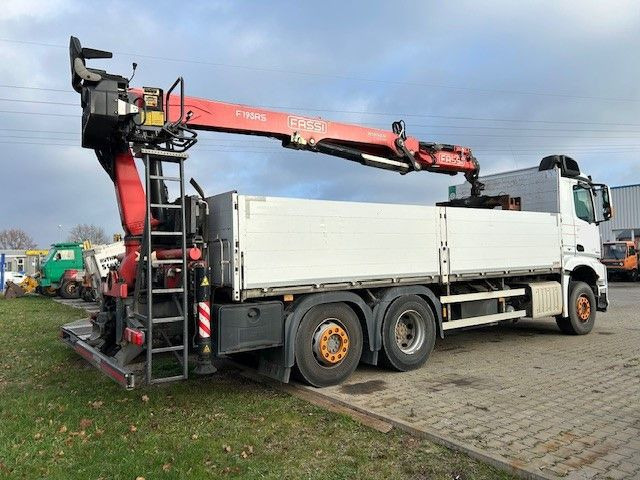 Mercedes-Benz 2545 Kran FASSI F195AS Mercedes-Benz 2545 Kran FASSI F195AS - Camion plateau, Camion grue: photos 2 Mercedes-Benz 2545 Kran FASSI F195AS Mercedes-Benz 2545 Kran FASSI F195AS - Camion plateau, Camion grue: photos 2