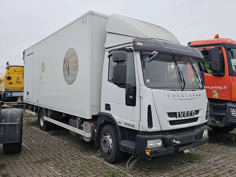 Iveco 120E22 EUROCARGO EEV ENGINE BROKEN - Camion fourgon: photos 5 Iveco 120E22 EUROCARGO EEV ENGINE BROKEN - Camion fourgon: photos 5