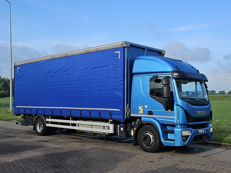Iveco 150E30 EUROCARGO Sleepcab,Edscha - Camion à rideaux coulissants: photos 5 Iveco 150E30 EUROCARGO Sleepcab,Edscha - Camion à rideaux coulissants: photos 5