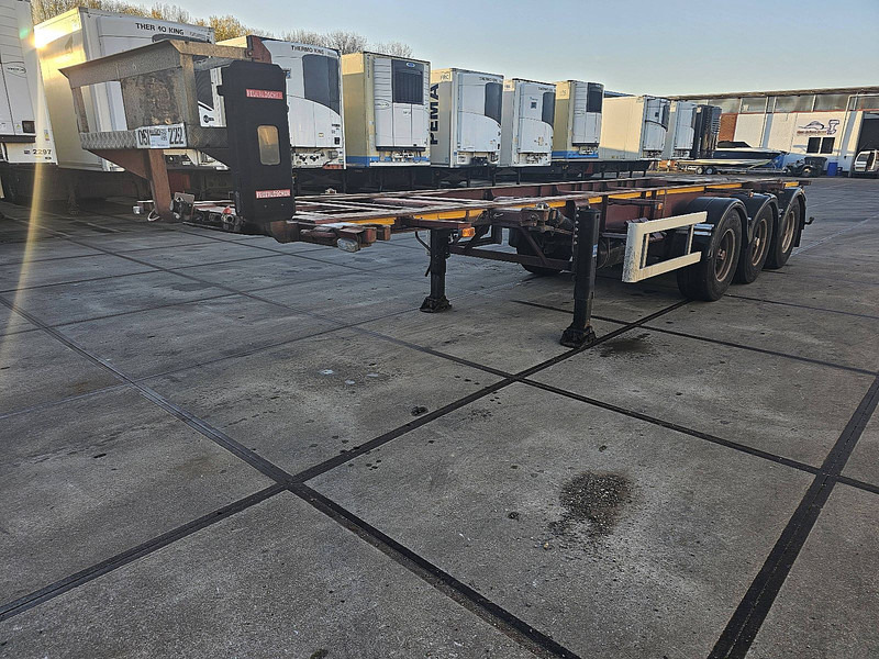 LAG O-3-38 CD ADR FL OX AT 20-30FT - Semi-remorque porte-conteneur/ Caisse mobile: photos 1 LAG O-3-38 CD ADR FL OX AT 20-30FT - Semi-remorque porte-conteneur/ Caisse mobile: photos 1