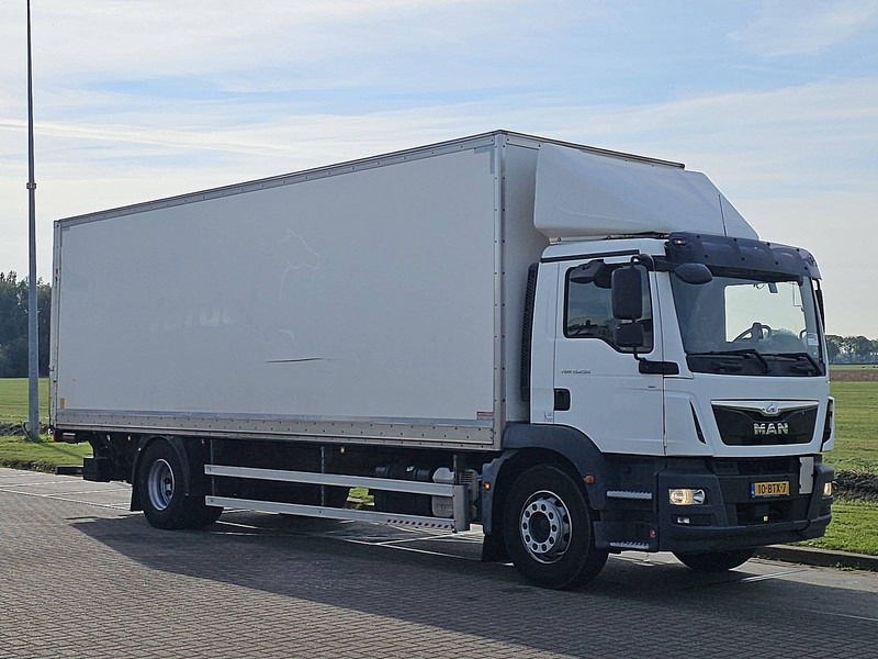 MAN 15.250 TGM - Camion fourgon: photos 5 MAN 15.250 TGM - Camion fourgon: photos 5