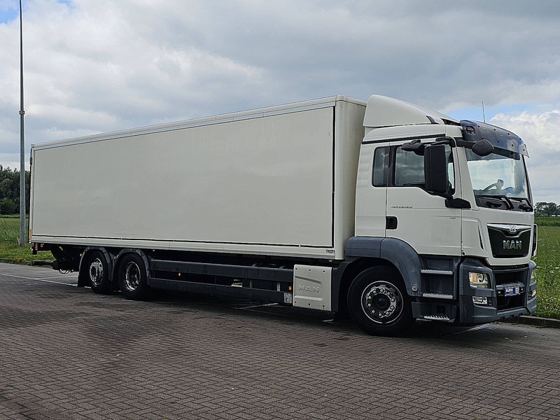 MAN 26.320 TGS 6X2-4 LL TAILLIFT - Camion fourgon: photos 5 MAN 26.320 TGS 6X2-4 LL TAILLIFT - Camion fourgon: photos 5