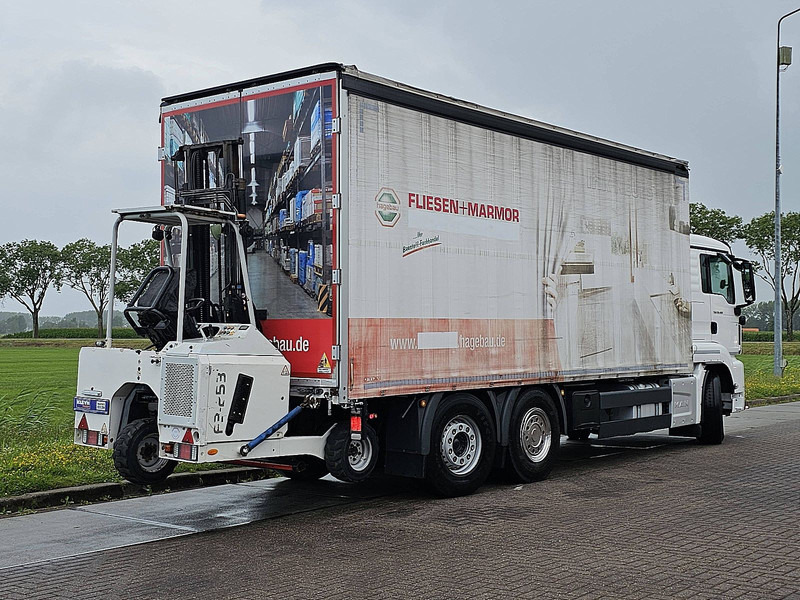 MAN 26.400 TGS - Camion à rideaux coulissants: photos 3 MAN 26.400 TGS - Camion à rideaux coulissants: photos 3