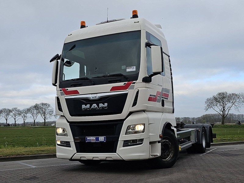 MAN 26.440 TGX XXL 6X2-4 INTARDER - Camion porte-conteneur/ Caisse mobile: photos 1 MAN 26.440 TGX XXL 6X2-4 INTARDER - Camion porte-conteneur/ Caisse mobile: photos 1