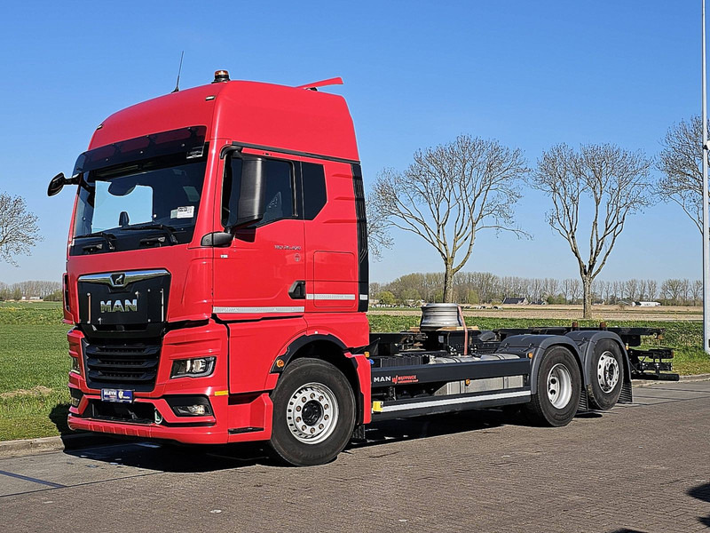 MAN 26.470 TGX GX 6X2-4 STEER AXLE - Camion porte-conteneur/ Caisse mobile: photos 2 MAN 26.470 TGX GX 6X2-4 STEER AXLE - Camion porte-conteneur/ Caisse mobile: photos 2