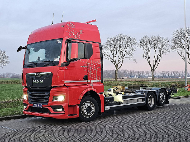 MAN 26.510 TGX GX INTARDER NAVI LED - Camion porte-conteneur/ Caisse mobile: photos 2 MAN 26.510 TGX GX INTARDER NAVI LED - Camion porte-conteneur/ Caisse mobile: photos 2