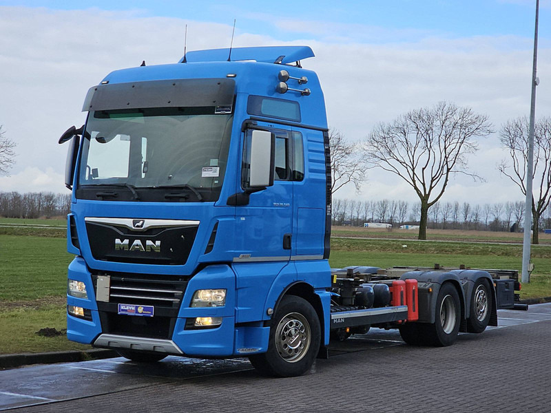 MAN 26.540 TGX XXL D38 INTARDER - Camion porte-conteneur/ Caisse mobile: photos 2 MAN 26.540 TGX XXL D38 INTARDER - Camion porte-conteneur/ Caisse mobile: photos 2