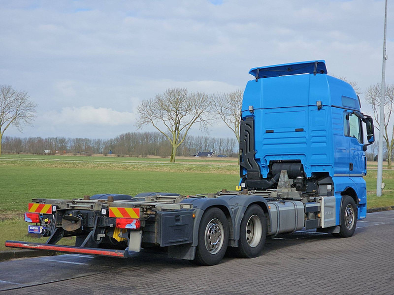 MAN 26.540 TGX XXL D38 INTARDER - Camion porte-conteneur/ Caisse mobile: photos 3 MAN 26.540 TGX XXL D38 INTARDER - Camion porte-conteneur/ Caisse mobile: photos 3