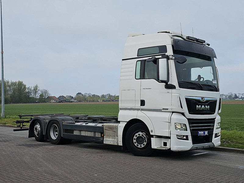 MAN 26.580 TGX XXL 6X2-4 STEER AXLE - Camion porte-conteneur/ Caisse mobile: photos 5 MAN 26.580 TGX XXL 6X2-4 STEER AXLE - Camion porte-conteneur/ Caisse mobile: photos 5