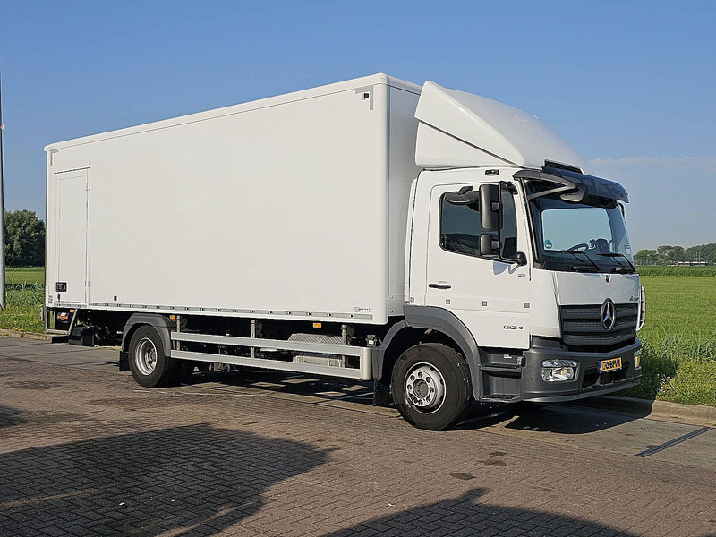Mercedes-Benz ATEGO 1324 AIRCO LIFT SIDE DOOR - Camion fourgon: photos 5 Mercedes-Benz ATEGO 1324 AIRCO LIFT SIDE DOOR - Camion fourgon: photos 5