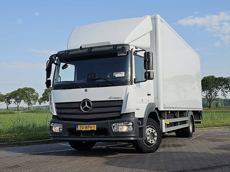 Mercedes-Benz ATEGO 1324 AIRCO LIFT SIDE DOOR - Camion fourgon: photos 1 Mercedes-Benz ATEGO 1324 AIRCO LIFT SIDE DOOR - Camion fourgon: photos 1