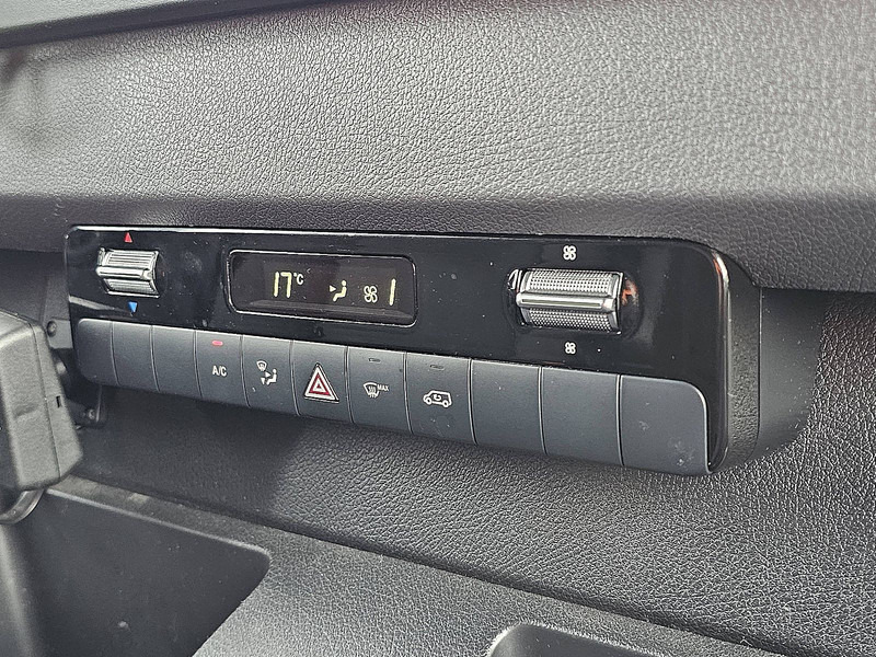 Utilitaire frigorifique Mercedes-Benz Sprinter 315 FRIGO CARRIER EURO6: photos 9 Utilitaire frigorifique Mercedes-Benz Sprinter 315 FRIGO CARRIER EURO6: photos 9