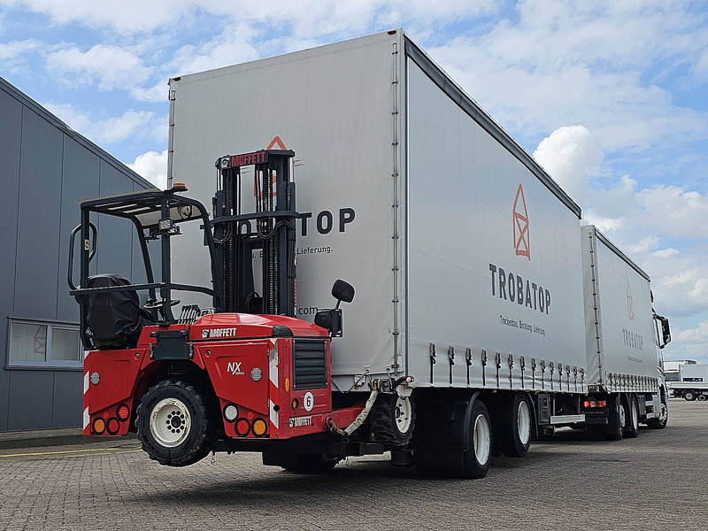 Onbekend FELLECHNER COMBI FORKLIFT CONNECTION - Remorque rideaux coulissants: photos 1 Onbekend FELLECHNER COMBI FORKLIFT CONNECTION - Remorque rideaux coulissants: photos 1