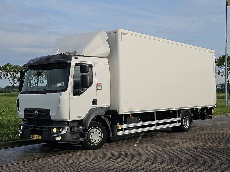 Renault D 220 - Camion fourgon: photos 2 Renault D 220 - Camion fourgon: photos 2