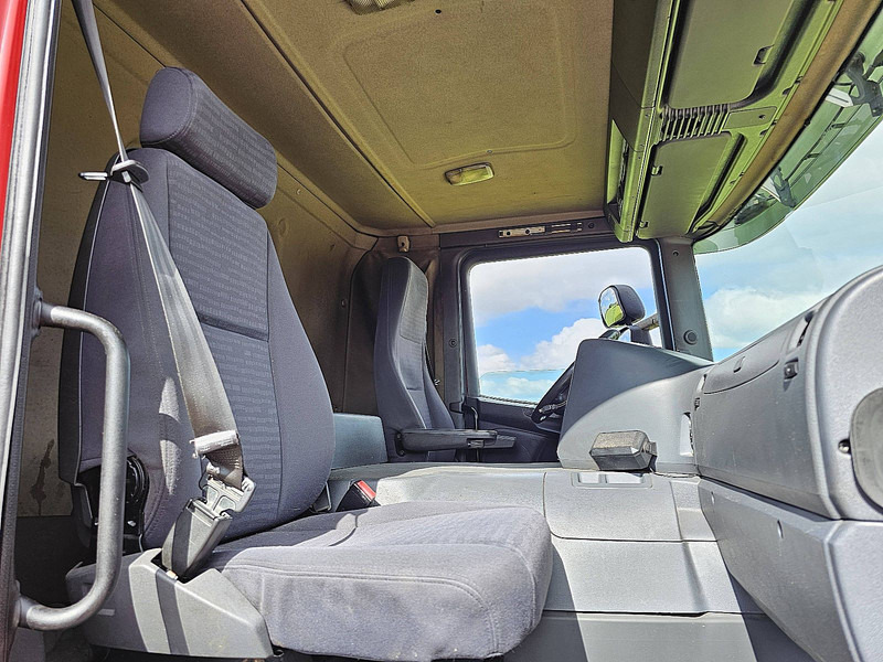Camion fourgon Scania P270 LIFT HARD WOOD FLOOR: photos 7