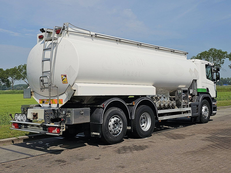 Scania P360 - Camion citerne: photos 3 Scania P360 - Camion citerne: photos 3