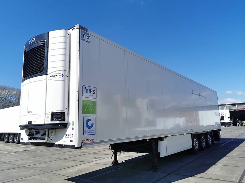 Schmitz Cargobull SCB*S3B Carrier1550 D+E dopp - Semi-remorque frigorifique: photos 1 Schmitz Cargobull SCB*S3B Carrier1550 D+E dopp - Semi-remorque frigorifique: photos 1