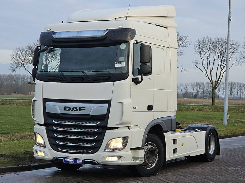 DAF XF 450 SPACECAB SKIRTS - Tracteur routier: photos 2 DAF XF 450 SPACECAB SKIRTS - Tracteur routier: photos 2