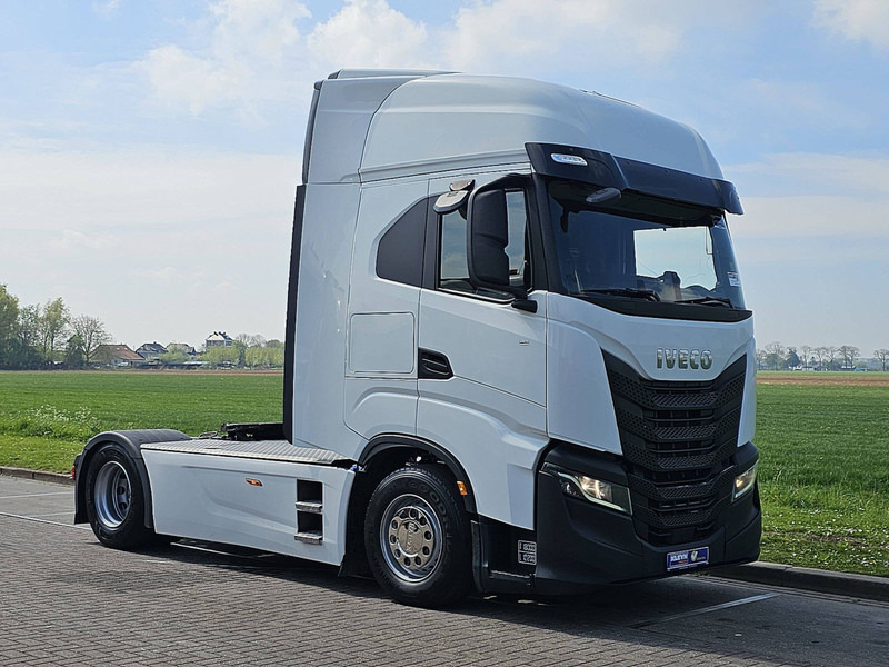 Iveco S-WAY AS440S48 NAVI FRIDGE SKIRTS - Tracteur routier: photos 5 Iveco S-WAY AS440S48 NAVI FRIDGE SKIRTS - Tracteur routier: photos 5
