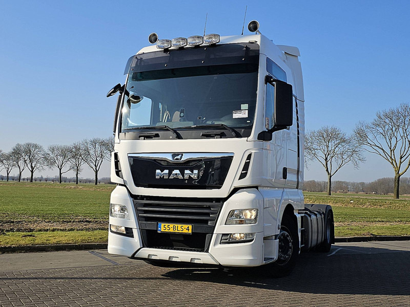 MAN 18.460 TGX XXL 2X TANK NL-TRUCK - Tracteur routier: photos 1 MAN 18.460 TGX XXL 2X TANK NL-TRUCK - Tracteur routier: photos 1
