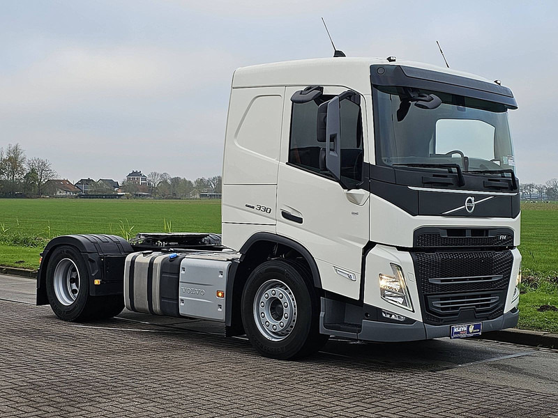 Volvo FM 330 3000 KM LIKE NEW!! - Tracteur routier: photos 5 Volvo FM 330 3000 KM LIKE NEW!! - Tracteur routier: photos 5
