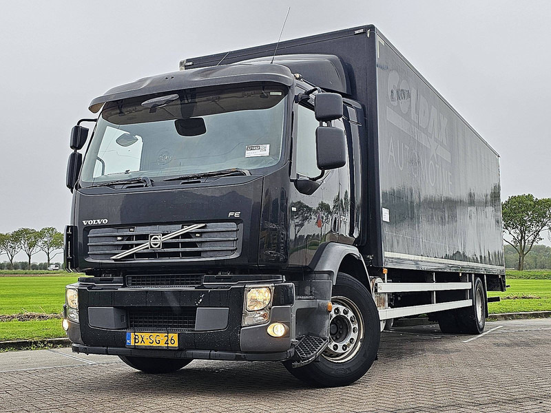 Volvo FE 250.18 - Camion fourgon: photos 1 Volvo FE 250.18 - Camion fourgon: photos 1