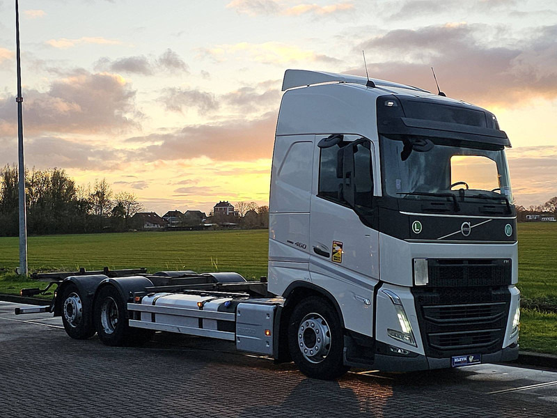 Volvo FH 460 - Camion porte-conteneur/ Caisse mobile: photos 5 Volvo FH 460 - Camion porte-conteneur/ Caisse mobile: photos 5