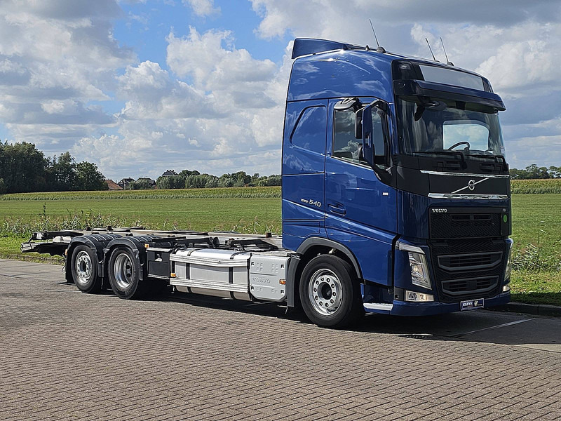 Volvo FH 540 - Camion porte-conteneur/ Caisse mobile: photos 5 Volvo FH 540 - Camion porte-conteneur/ Caisse mobile: photos 5