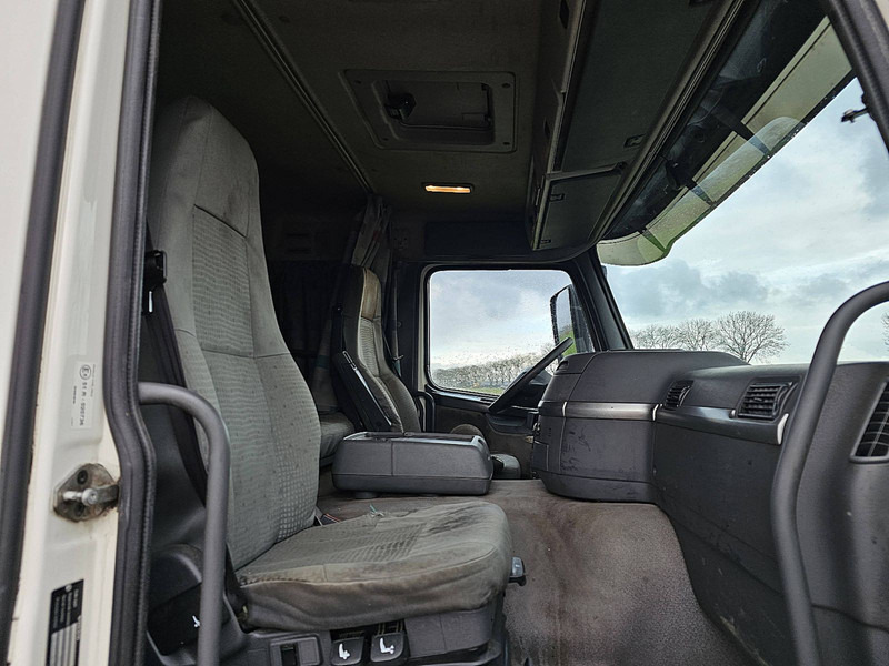 Photo d'intérieur 1: Camion - système de câble Volvo FM 12.380 6X2 BOOGIE  NL-TRUCK