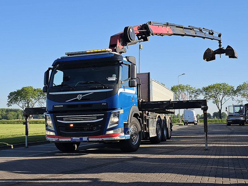 Volvo FM 460 8X2 HMF 3220 K5 - Camion plateau, Camion grue: photos 1 Volvo FM 460 8X2 HMF 3220 K5 - Camion plateau, Camion grue: photos 1