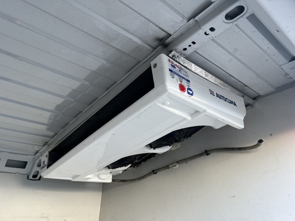 Fiat Ducato 130 L5H2 Klimaaut. Kamera Pharma-Kühlung - Utilitaire frigorifique: photos 4 Fiat Ducato 130 L5H2 Klimaaut. Kamera Pharma-Kühlung - Utilitaire frigorifique: photos 4