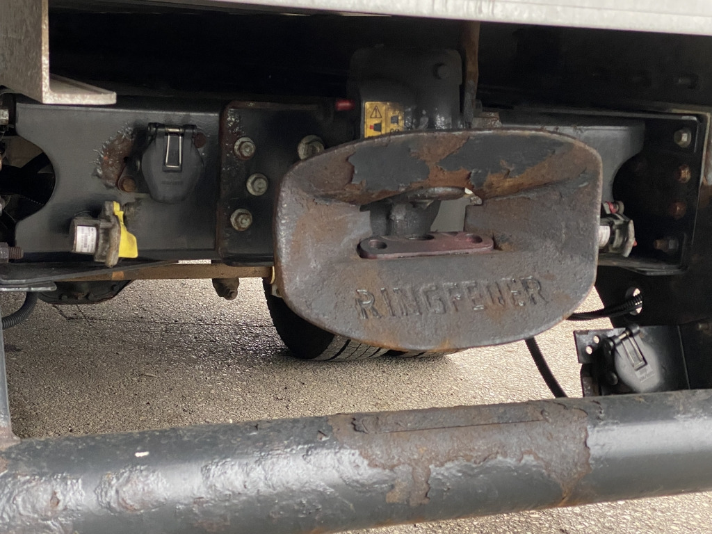Iveco EuroCargo ML 80E19 5,3m P+P EU6 Autom. Klima AHK - Utilitaire rideaux coulissants (PLSC): photos 4 Iveco EuroCargo ML 80E19 5,3m P+P EU6 Autom. Klima AHK - Utilitaire rideaux coulissants (PLSC): photos 4