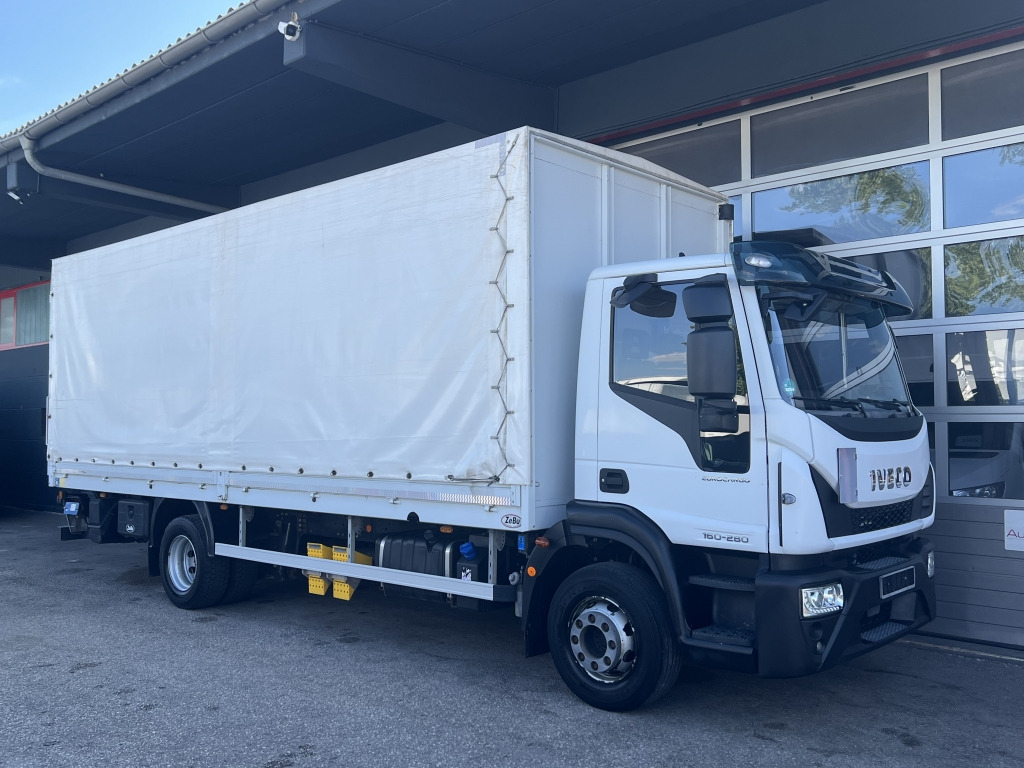 Iveco EuroCargo ML160E28 Klima 7,1m PrLBW 1.Hand 99`Km - Camion à rideaux coulissants: photos 1 Iveco EuroCargo ML160E28 Klima 7,1m PrLBW 1.Hand 99`Km - Camion à rideaux coulissants: photos 1