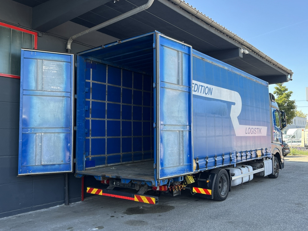 Mercedes-Benz Actros 1840 MEGA Jumbo Klima Reatarder ACC-Tempo - Camion porte-conteneur/ Caisse mobile: photos 4 Mercedes-Benz Actros 1840 MEGA Jumbo Klima Reatarder ACC-Tempo - Camion porte-conteneur/ Caisse mobile: photos 4