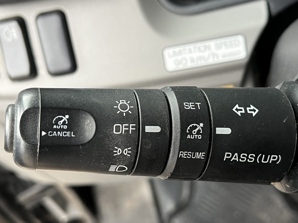 Châssis cabine Mitsubishi Fuso Canter 9C18 5,8m Euro6d Klimaaut. Tempomat: photos 12 Châssis cabine Mitsubishi Fuso Canter 9C18 5,8m Euro6d Klimaaut. Tempomat: photos 12