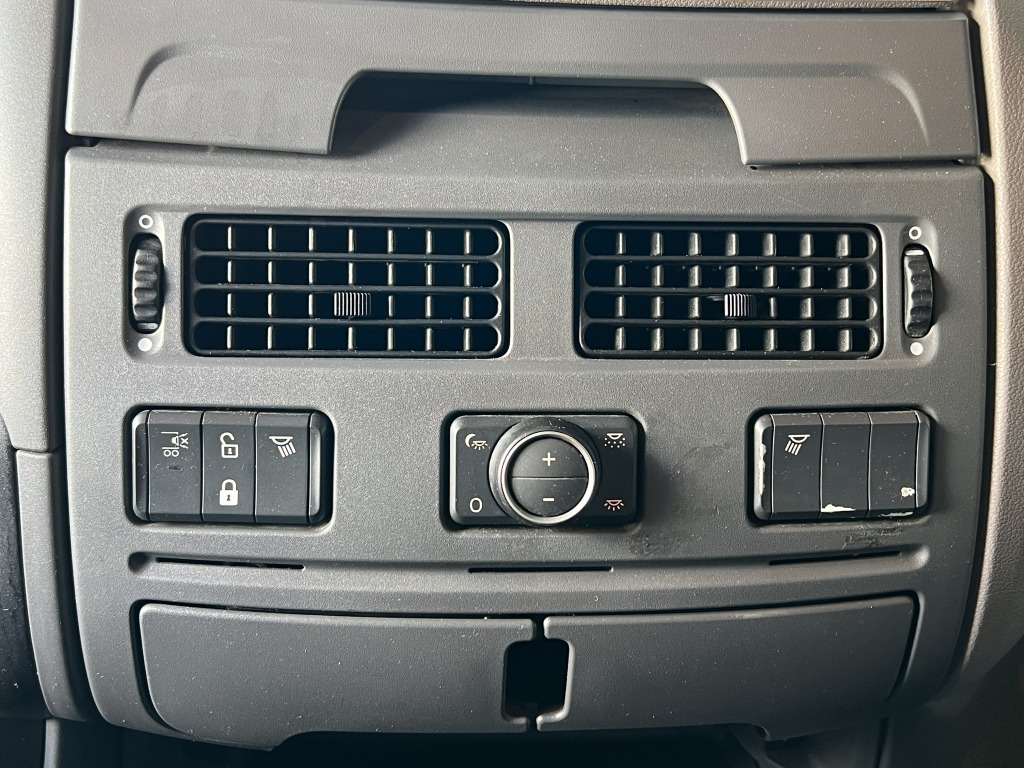 Daf XF 530 SuperSpaceCab Klima+Standklima Retarder - Tracteur routier: photos 4 Daf XF 530 SuperSpaceCab Klima+Standklima Retarder - Tracteur routier: photos 4