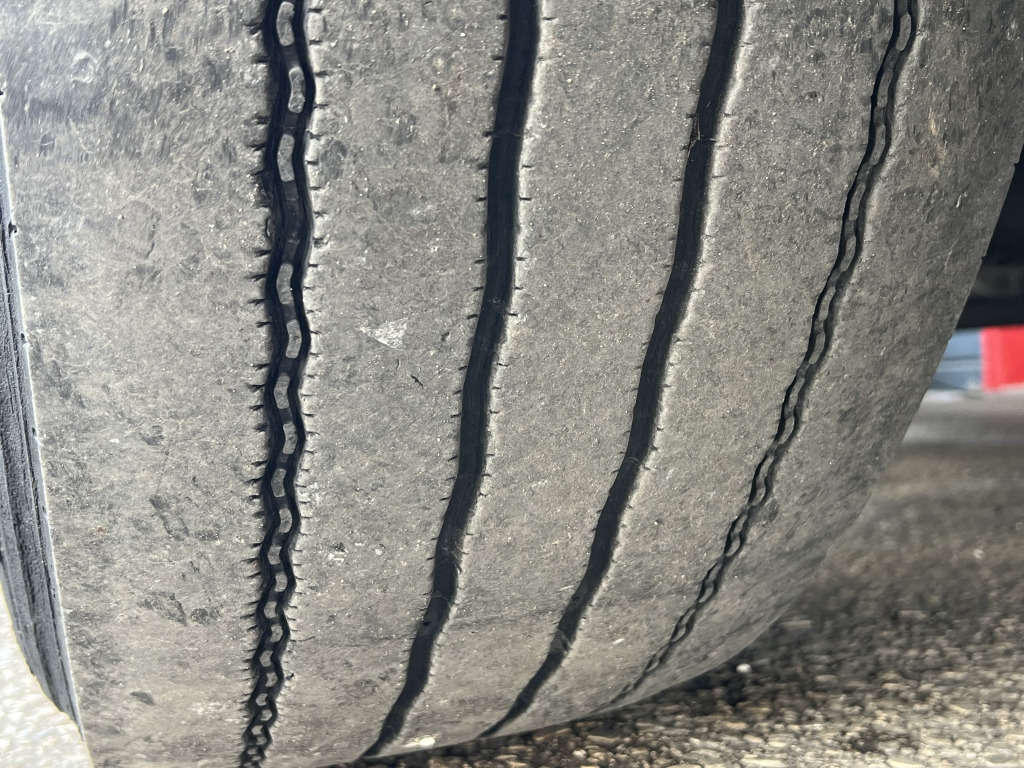 Scania G440 Euro6 Highline Klimaautom.Retarder 2xTank - Tracteur routier: photos 3 Scania G440 Euro6 Highline Klimaautom.Retarder 2xTank - Tracteur routier: photos 3