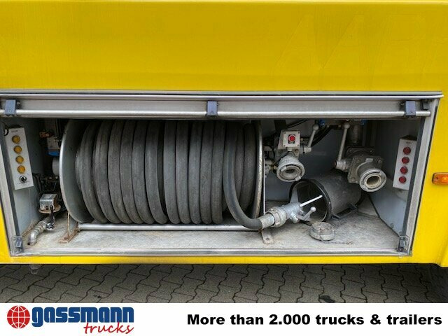 Airport Crashtender RK-12000 - Camion citerne, Équipement aéroportuaire: photos 2 Airport Crashtender RK-12000 - Camion citerne, Équipement aéroportuaire: photos 2